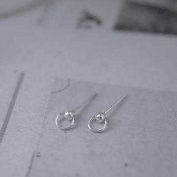 耳環現貨 抗敏感 925純銀迷你小圓耳針式耳環🌙Moon_2082