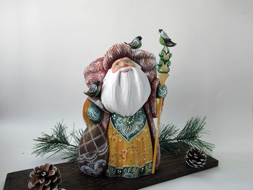 雕刻的绿宝石人像 俄罗斯纪念品 木制人俄罗斯圣诞老人 俄