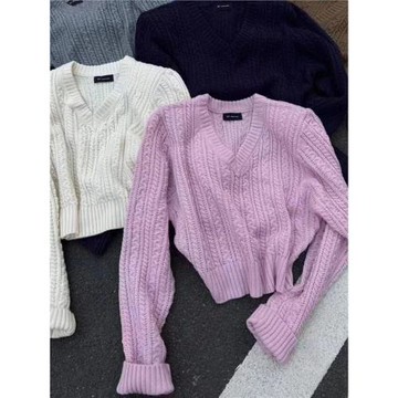 嘉興濮院桐鄉羊毛針織衫上衣設計感收腰短款V領淡紫色打底毛衣冬