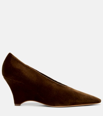 Le Monde Béryl Victoria 70 velvet wedges