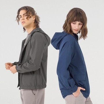 GIORDANO 男/女裝連帽風衣外套【多色任選】13074807 13374844