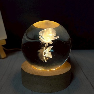 ALL SPLENDID 單朵玫瑰花 水晶球 6cm + USB實木燈座 7 x 2cm