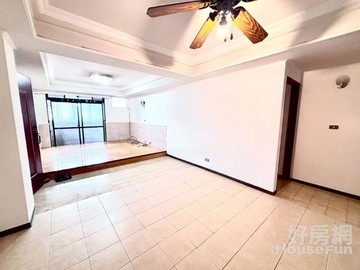 六張犁.麟光站走路十分鐘大客廳雙陽台電梯可排平車｜台北市信義區富陽街