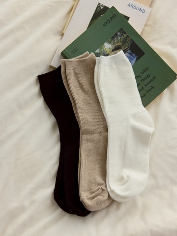 日常百搭羅紋中筒襪(三入組)