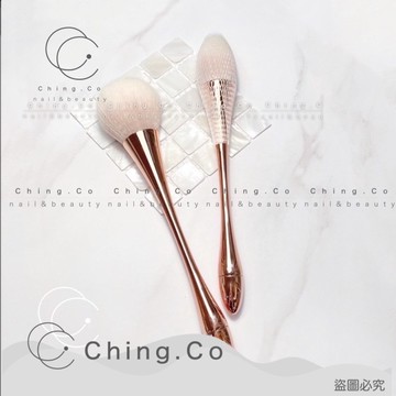 [Ching co store]粉塵刷 美妝刷 化妝刷 腮紅刷 玫瑰金 多功能刷 指甲清潔工具刷