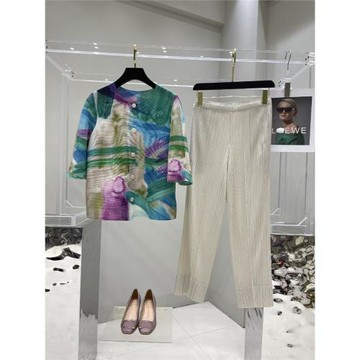 2025春夏單排扣印花大碼休閑高貴優雅氣質中年褶皺媽媽時尚女套裝