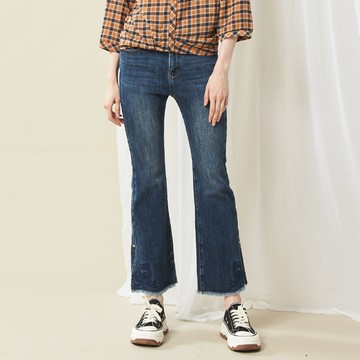 CLL巧玲瓏 電繡花卉開岔喇叭褲 5561408