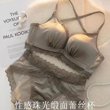 前扣式內衣女加厚款小胸聚攏顯大AA杯平胸罩美背無鋼圈收副乳文胸