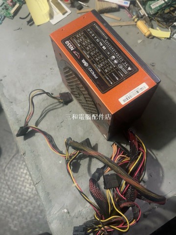蝙蝠俠N550 550W 台式機電源 半導鐵盒 测试好的 24+（4+4）CPU供電 接口完整【三和電腦配件店】