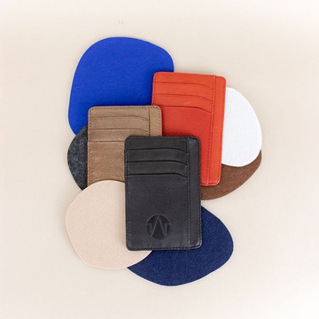 【禮物精選】中性極簡卡包 | 深紅 | 真皮多格卡片套