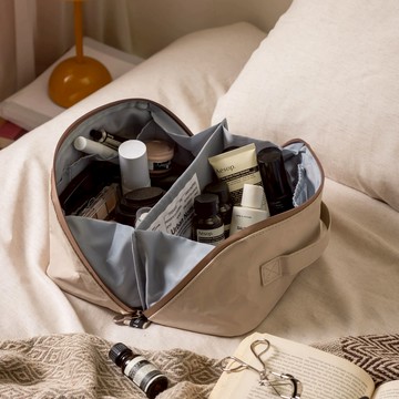 Urban Nomad 防水收納包 (L)  奶油白