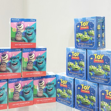 泰國SHEEP DISNEY PIXAR 三眼怪 玩具總動員 絨毛吊飾 盲盒/兩種