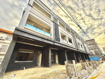 梓官｜璟冠建設｜間間套房｜活巷大面寬車墅05577｜高雄市梓官區赤崁北路