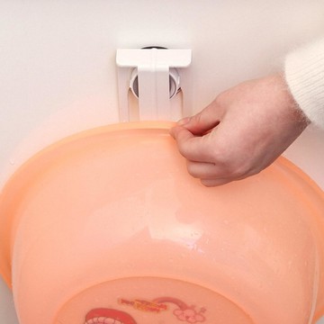 韓國創意衛生間浴盆掛架浴室掛盆鉤墻壁壁掛吸盤免打孔掛臉盆掛鉤1入