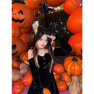 萬圣節服裝裙子2025年在逃公主洛麗塔純欲風絲絨黑色打底連衣裙女