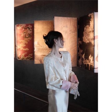 人絲蝴蝶提花緞＋醋酸撞色拼接袖口新中式國風溫婉優雅短外套女