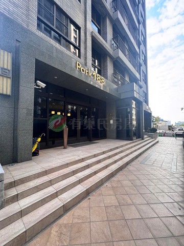 Park188煙火景觀3房~必須買一起發!｜新北市淡水區新市二路三段