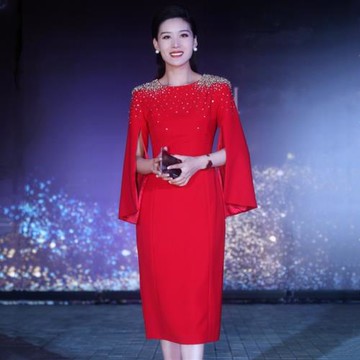 高端紅色年會主持人晚禮服女宴會氣質重工釘珠結婚元宵演出連衣裙