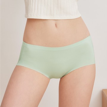 【伊柔 EVEROY】無痕提臀包覆零著感 M-2XL/Q內褲 綠色