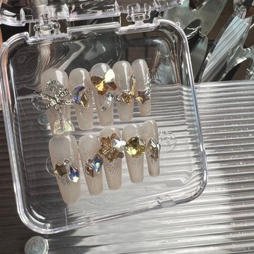 🎀可可精選🎀秋冬新款原創蹦迪碎鑽鈴鐺純手工穿戴甲可批髮美甲貼片手工穿戴甲百搭美甲貼片顯白美甲片 6DWE