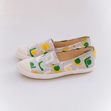 動物系少女 【菓菓日系列】小黃瓜 蝸牛 森林系 帆布鞋 小清新