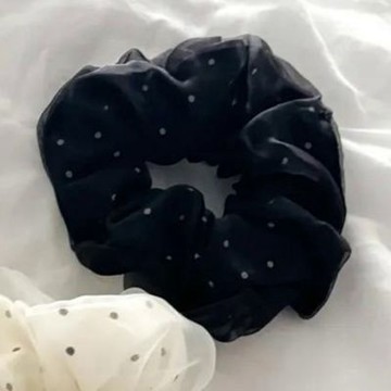 透膚波點大腸髮圈 女生髮圈 大腸圈 點點髮圈 髮束 馬尾髮圈 包包頭髮飾 髮圈 D492