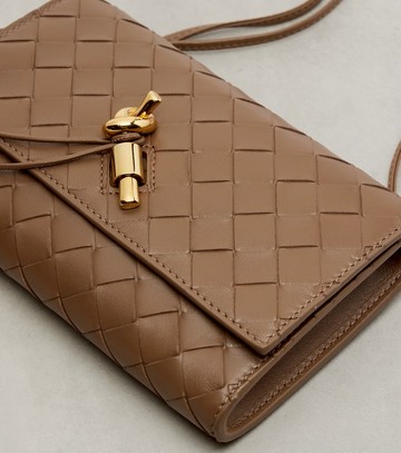 Bottega Veneta Andiamo Intrecciato leather clutch