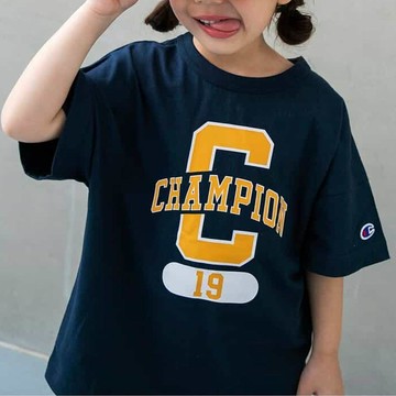 日本 BREEZE - Champion聯名 寬版落肩短袖上衣-海軍藍