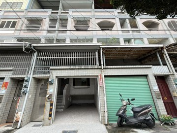 屏東市車庫透天小資家庭最愛可立即入住｜屏東縣屏東市復興南路一段