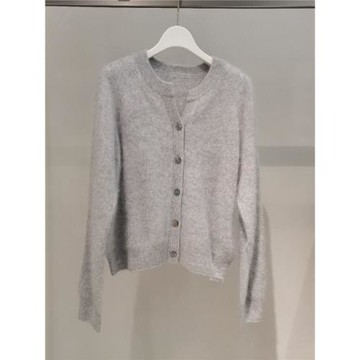 2024冬季新品淺灰色羊絨衫寬松V領毛針織衫開衫女上衣5FA133803