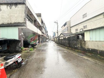 龍井中央路商圈｜大面寬｜方正住四建地｜台中市龍井區忠和段