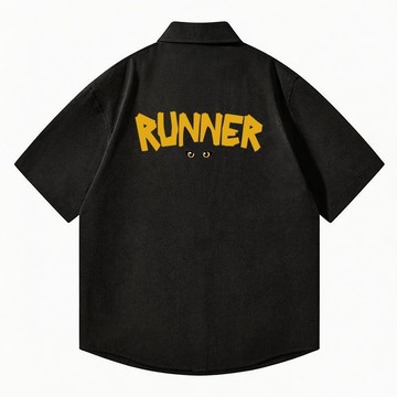 美式襯衫 短袖襯衫 美式復古背面小貓字母RUNNER印花日常通勤潮流百搭寬鬆短袖襯衫 短袖襯衫 美式 上衣 男襯衫 女襯