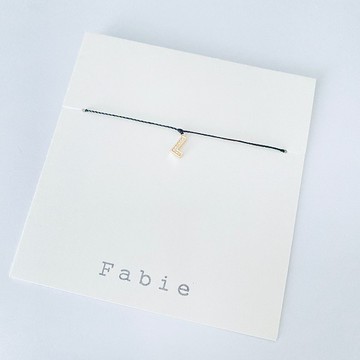 英文字母L 金色吊墜 幼細蠶絲蠟線手環