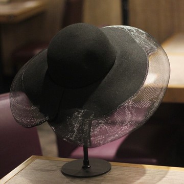 拼接網紗帽檐蝴蝶結貴婦毛呢大檐帽子女士秋冬季大檐羊毛呢盆帽1入