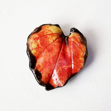 森林的恩惠胸針 落葉 常春藤．緋色