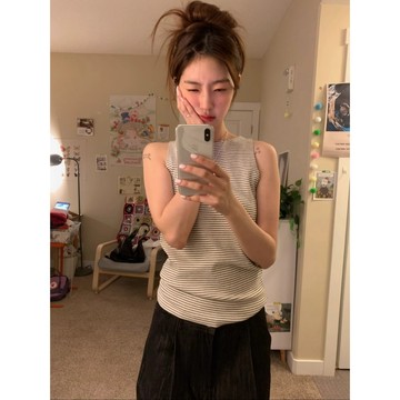 Vuja de  白色細條紋背心 運動背心  內搭 打底 顯瘦  無袖上衣 修身上衣 背心內搭 外穿美背  辣妹上衣