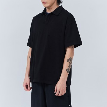 QUEENSHOP_S 男裝 短袖 單口袋設計休閒POLO領上衣-黑 M/L/XL 現+預 【01060072】