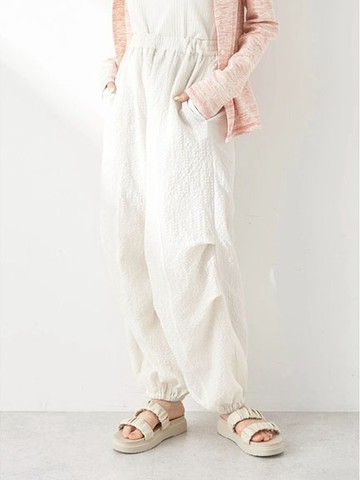 寬鬆感抓皺設計工裝褲(1L43L0F0130) - earth music&ecology