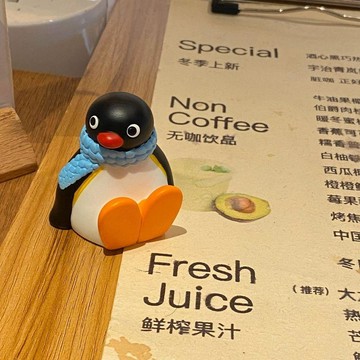 🔥臺灣出貨 好物上新💥 小紅書同款卡通復古pingu企鵝家族擺件 小公仔車載玩偶桌面擺件