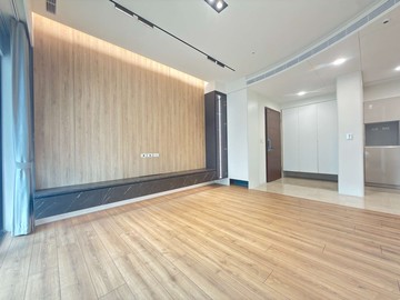 寶輝世紀莊園大三房雙平車｜台中市西屯區福科路