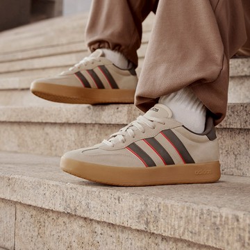 BARREDA 運動休閒鞋