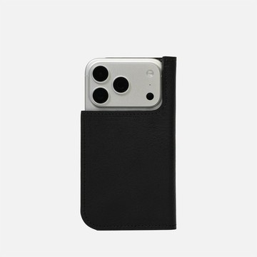 The Minimalist 1.0 iPhone 18 系列 MagSafe 磁吸皮革對開式皮套