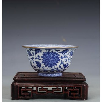 青花纏枝蓮壓手杯120ml主人杯