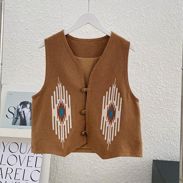 胖胖美依 背心 馬甲  上衣 S-XL小衆又時髦精緻水洗做舊刺繡牛仔馬甲背心-7114.