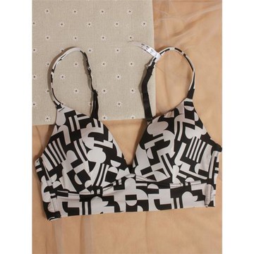 E夏季冰絲光面無痕隱形無鋼圈文胸薄款舒適透氣親膚無感內衣胸罩