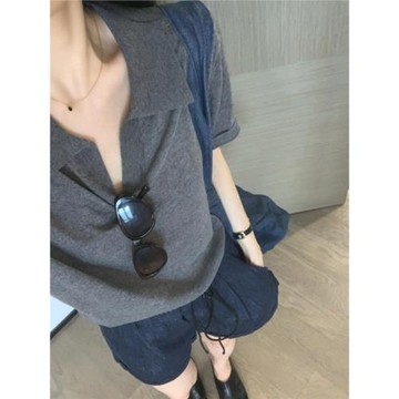 灰色polo領短袖針織上衣女夏季薄款冰絲小個子短款顯瘦v領正肩t恤