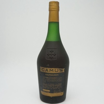 CAMUS 2本　コニャック ナポレオン ブランデーバカラ瓶700ml CAMUS 2本 コニャック ナポレオン ブランデーバカラ瓶700ml