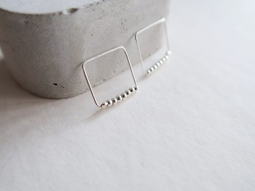 925純銀 光線 圓珠方形 2 Way 極簡風  耳環 一對