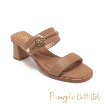 Pineapple-Outfitter-品牌圓釦寬帶涼跟鞋-REUEL-卡其色