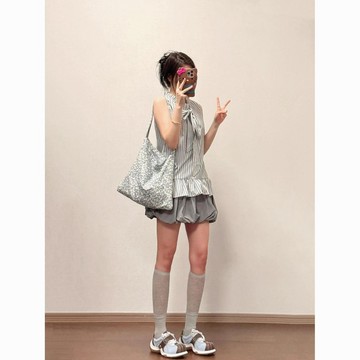 台灣熱賣甜酷套裝裙女夏季新款法式條紋掛脖無袖襯衫搭配花苞半身裙兩件套0407 C1ZQ